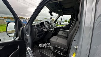 RENAULT MASTER 2,3Dci, reg. 07/2023, 8pal, spaní - 8