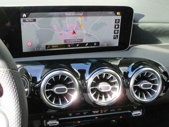Mercedes-Benz A 35 AMG 4M Pano, Ambi-Bel., Navi, Multibeam - 8
