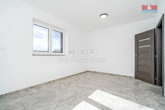 Prodej rodinného domu 4+kk, 127 m², Žiželice - 8