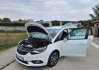 Opel Zafira Tourer 96KW combi - 8