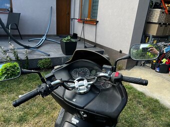 Honda Forza NSS250X, 2007 – 14,3 kW, automat – STK 9/2028 - 8