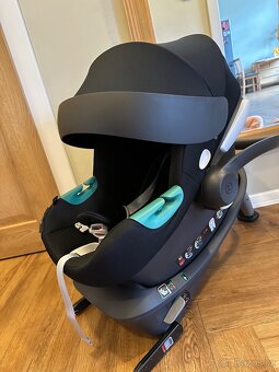 Autosedačka Cybex Aton b2 - 8