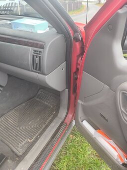 Prodám Jeep grand Cherokee - 8