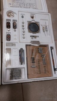 Sovětská stavebnice Radio Konstruktor - 8