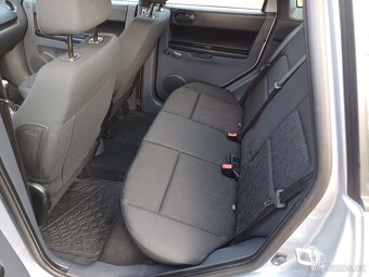 Predám Mitsubishi Colt 1.1 benzín,5-dverový,1.majiteĺ,rok vý - 8