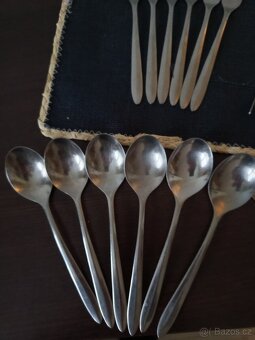 RETRO PRIBORY MONTREAL - 8