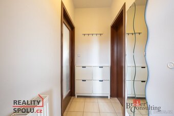 Pronájem, byty/1+kk, 35 m2, Kaštanová, 25242 Jesenice, Praha - 8