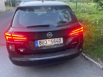 Opel Astra kombi, r.2016, 148000 km, Koupeno v ČR 1. majitel - 8