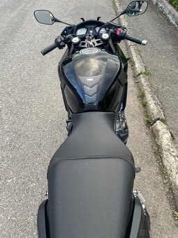 CBR 650F - 8