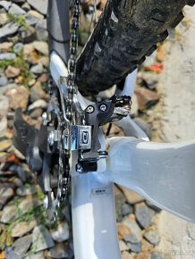 Specialized Safire, velikost M - 8