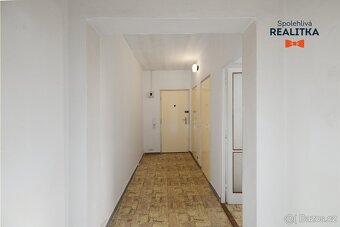 Prodej bytu 2+1 s balkonem na ul. Slavíčkova, ev.č. 00129 - 8