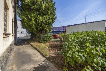 Prvorepubliková vila 15+3,176 m2, obytná plocha 287,45 m2, u - 8