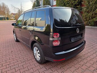Touran 1.9TDI 77kW Freestyle 7.míst,1.maj.serviska,navi - 8
