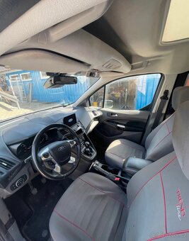 Ford Tourneo - 8