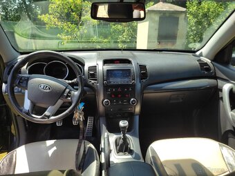 Prodám Kia Sorento - 8