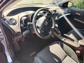 Honda Civic 1,8 I-VTEC 104kw - 8