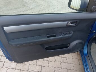SUZUKI SWIFT 1.3, RV. 2009, DOVOZ NĚMECKO - 8