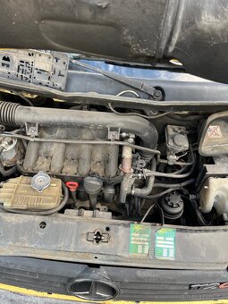 Veškeré náhradní díly  Mercedes Vito 2.2 diesel - 8