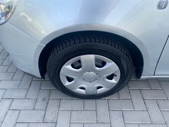 Škoda Roomster, 1.4i 63kW-1xMAJ.-STYLE-KLIMA - 8