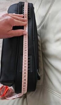 Taška DELL na notebook a doklady - 8