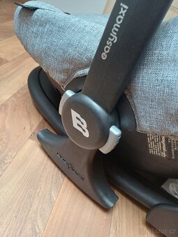 Vajíčko Bébécar Easy maxi - 8