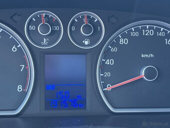 Hyundai I30 1.4 16V 80 KW - spolehlivý parťák na cesty - 8