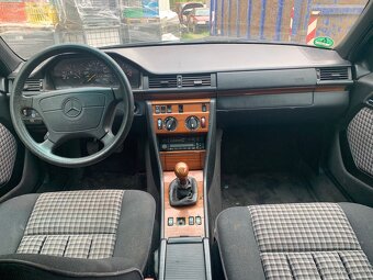 Mercedes Benz e220 w124 combi - 8