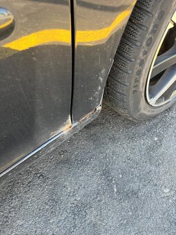 Dobrý den, nabízím k prodeji Volkswagen Golf 5 GT 1.4 TSI - 8