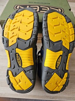 Sandále Keen vel 38 stav nových bot - 8