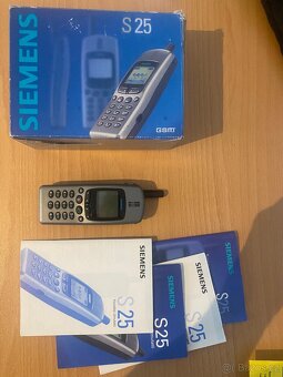 Siemens S25 - 8
