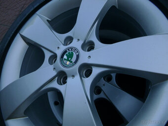 Letní sada alu disky kola - originál Škoda 5x112 7Jx17 ET54 - 8