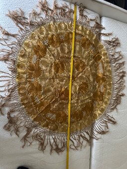 Unikátní ručně vyšívaný oboustranný ubrus - 8