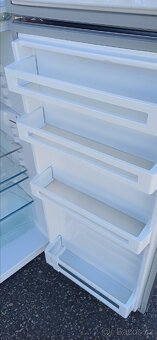 Lednice Liebherr jako nová - 8