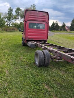 Iveco daily2.8 na náhradní díly - 8