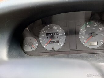 Prodám Škoda Felicia kombi 1.3 50kW, najeto 85000km, tažné - 8