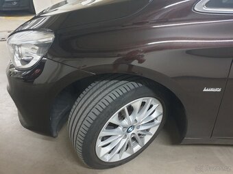 BMW 220d Active touer F45 - 8