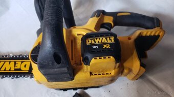 Aku řetězová pila DeWalt DCM565 - 8