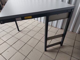 Stůl čtvercový + zásuvková skříňka českého výrobce zn. TECHO - 8