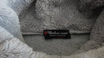 Mikiny vel.128/134,  a svetřík vel. 134/140 - 8