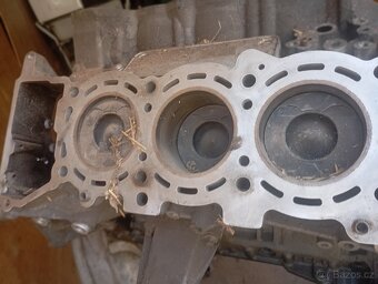 Hlavy a blok mercedes Sprinter 906 3.0 - 8