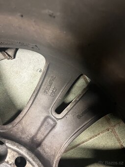 Mercedes w204 5x112 r17 - 8