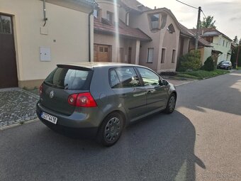 Volkswagen Golf V 1.4i Nová STK - 8