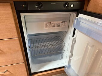 KNAUS SPORT OBYTNY PRIVES KARAVAN - 8