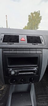 Škoda Fabia 1.4 MPI - 8