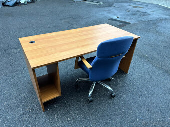 Kancelářský nábytek stoly - židle nezničený zachovalý - 8