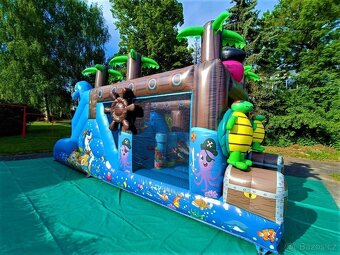 Skákací hrad - překážková dráha - 8