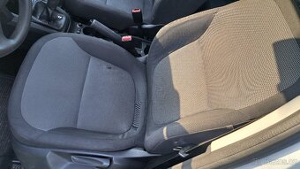 Prodám Škoda Yeti 2.0.TDI. 6.Kvalt rok.2011.Najeto 244.... - 8