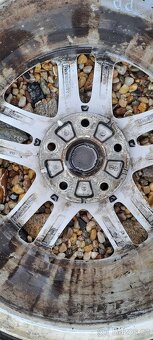 Vw Touareg 225/60 R17 - 8