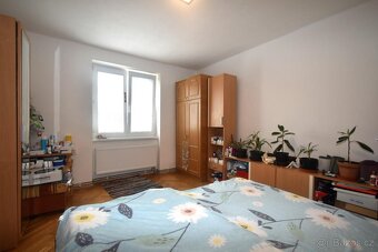 Pěkný 2+1, 60,4 m2, v cihlovém domě, se dvěma balkony, Žate - 8