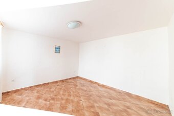 RD 4kk 160 m² + Vinný sklep - Polešovice - 8